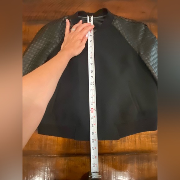 Banana Republic Black Bomber Style Jacket - Picture 5 of 6